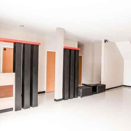 Comfy Homestay Yogyakarta Exterior foto